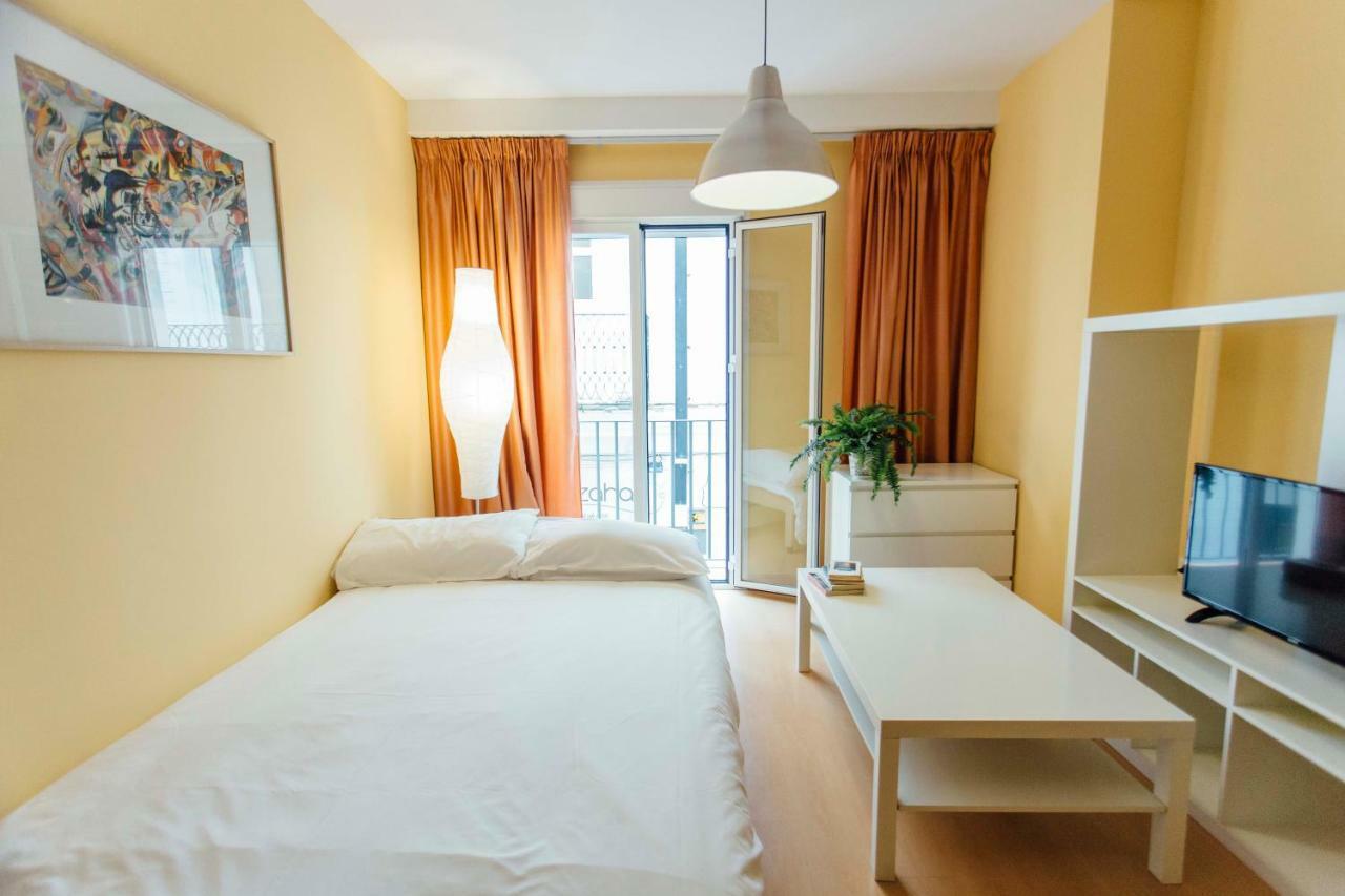 1 José Gestoso A Appartement *